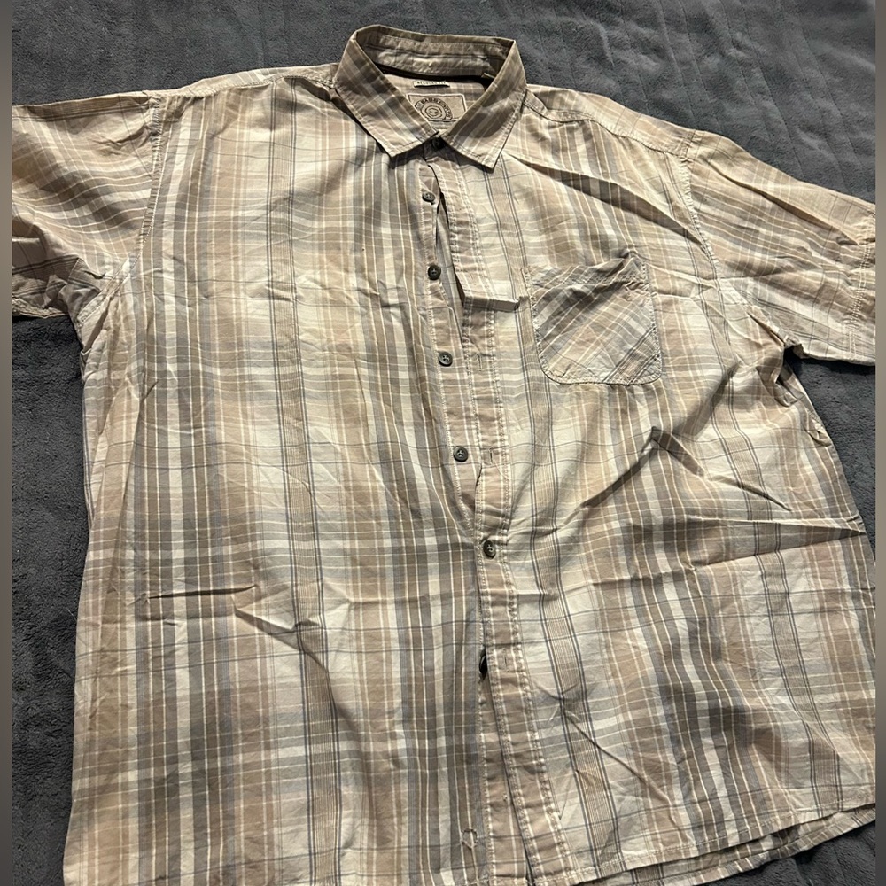 Men’s button up